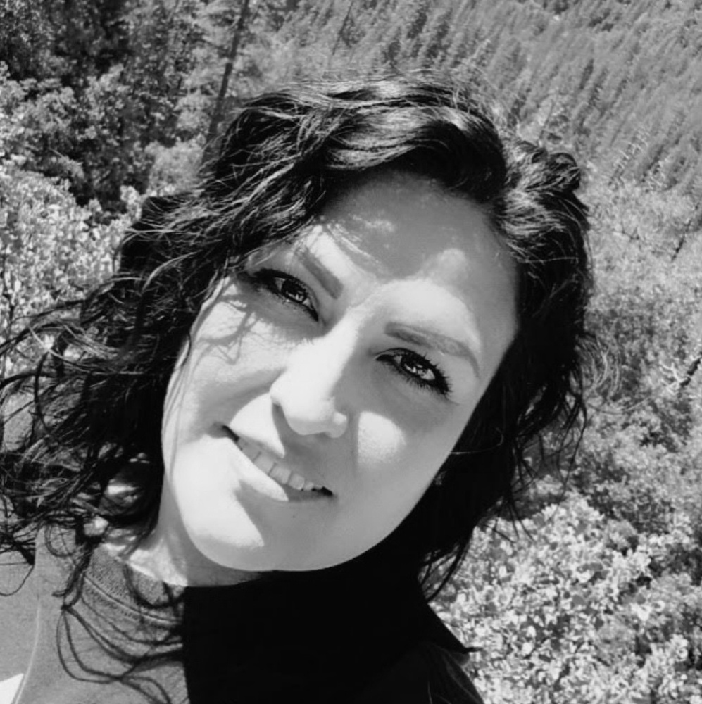 Meet your Posher, Debralee